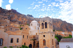 Discover the Peloponnese: The authenticity of traditional Greece