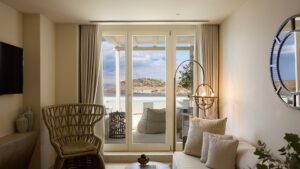 GR Ydor Harmony Hydra Room Lounge